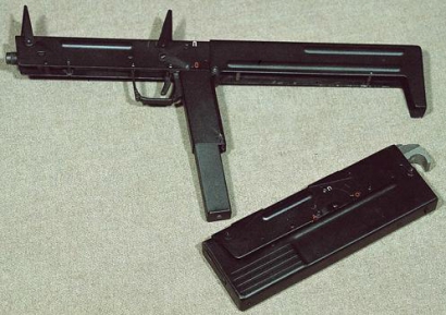 Складной пистолет-пулемет ПП-90 (Россия)