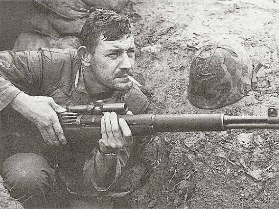 Снайперская винтовка Garand M1C продолжала служить и во время войны в Корее